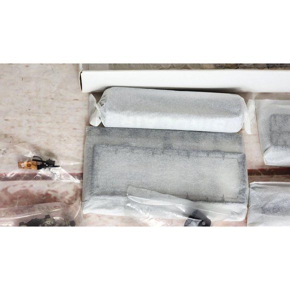 Proto 2000 Series 10,000 Gallon Type 21 Riveted Tank Car HO Scale - Model Train - Picture 3 of 16